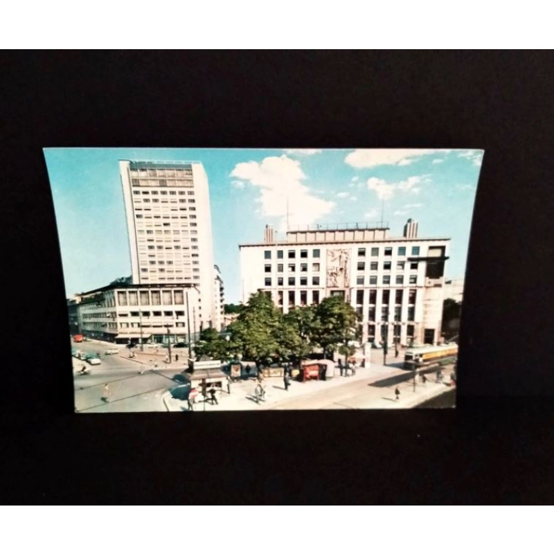 MILANO-Cavour Platz. Ansichtskarte-Nr. D-884