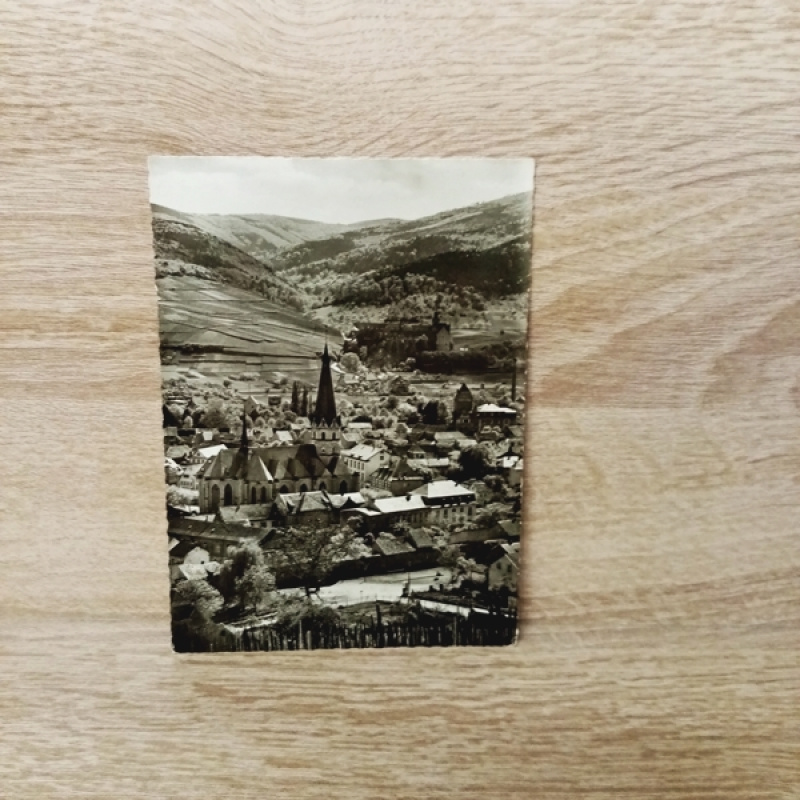 Ansichtskarte-Ahrweiler. Pfarrkirche mit Kloster..