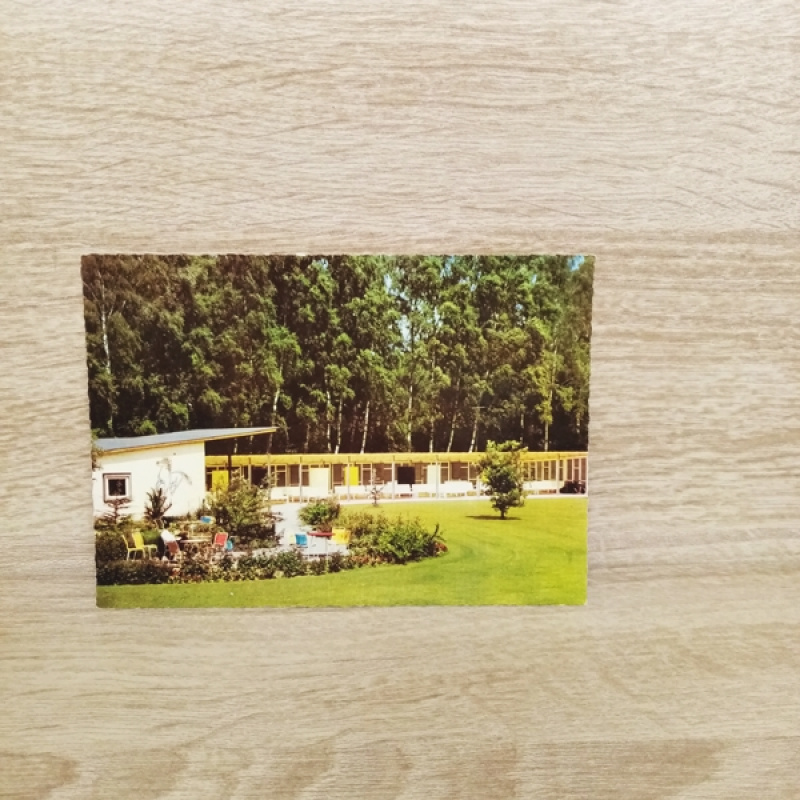 AK-102-Bad Waldliesborn.  Milchbar und Liegehalle.