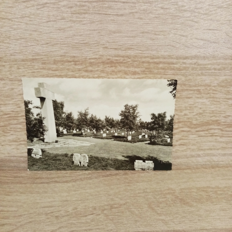Ak-358-Ehrenfriedhof Hürtgen / Krs. Düren.