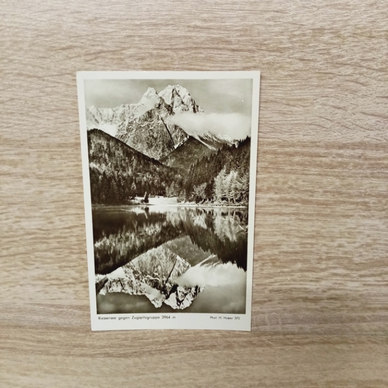 Ak-557-Riessersee gegen Zugspitze.